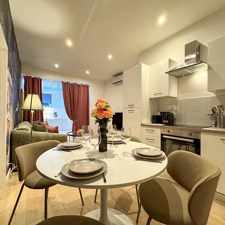 Appartement Moody Baroque - Les Halles - *